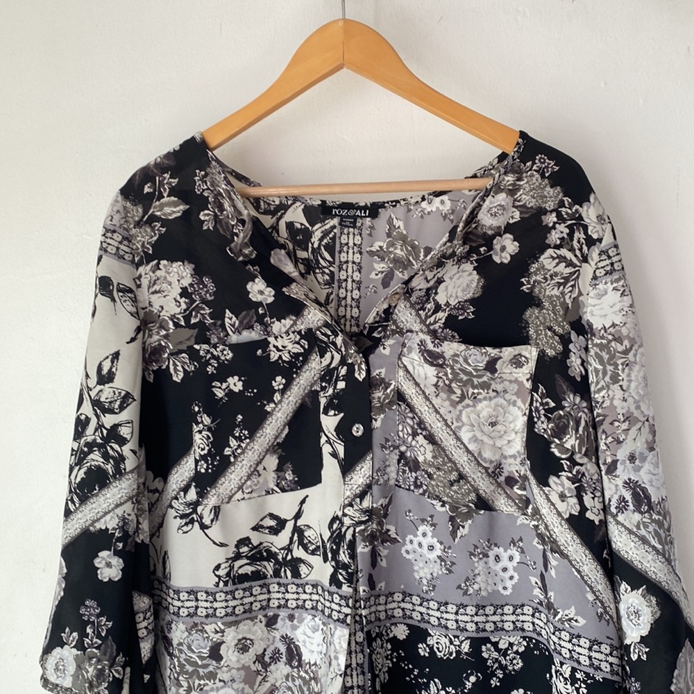 Roz & Ali 1X Floral Print Tunic Top - Picture 4 of 12